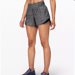 Lululemon Hotty hot short 4in high rise grey